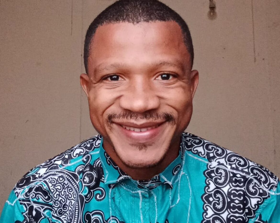 2e37306efb0b2e2018b3edf51c702367-1