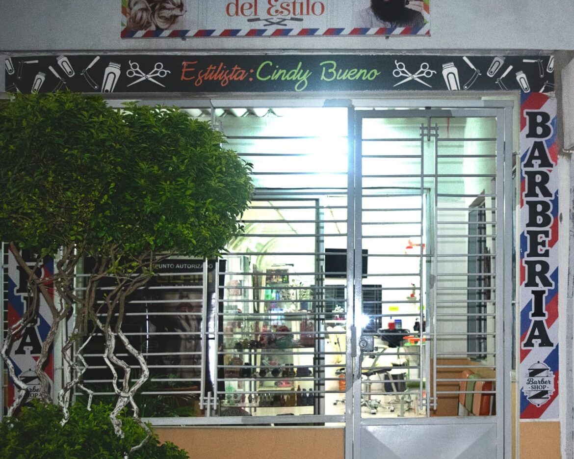 38020268_1787118498053999_6976069848497389568_n-1