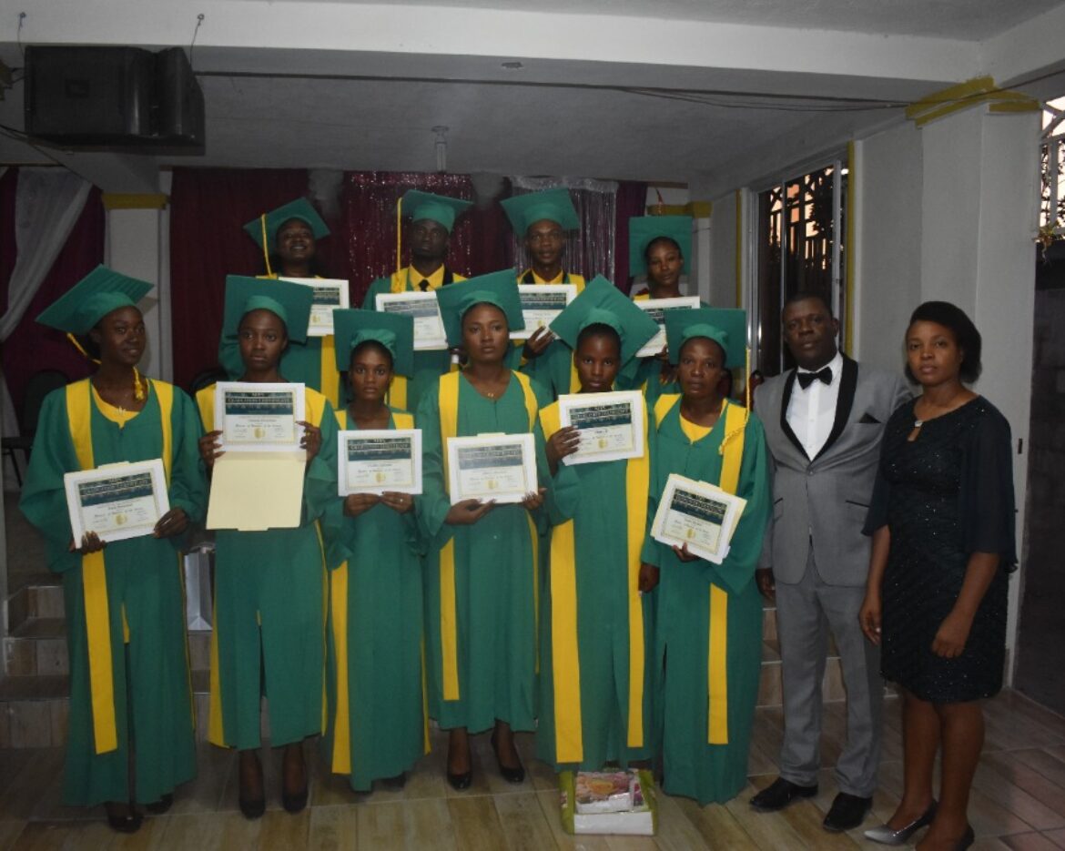 PHOTO-2021-12-13-17-39-07-1